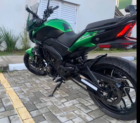 BAJAJ DOMINAR 400 BAJAJ DOMINAR 400